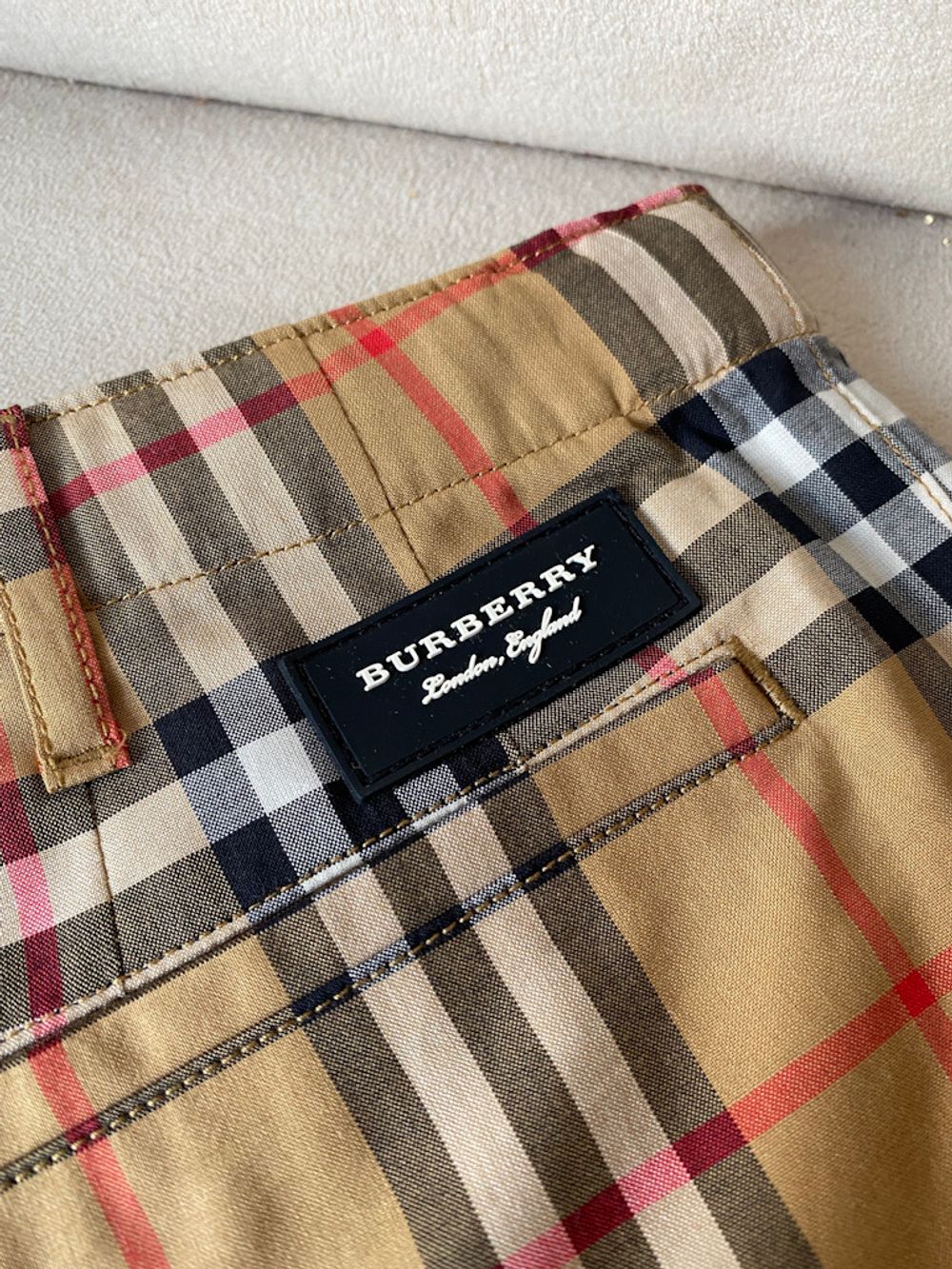 Шорты Burberry, 116