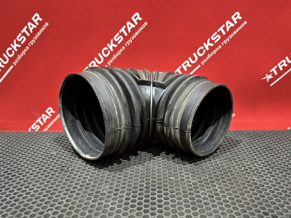 Патрубок воздушного фильтра