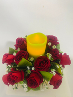 Полянка со свечой на постаменте