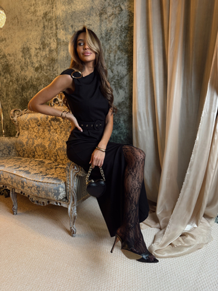 Платье в пол с разрезом спереди