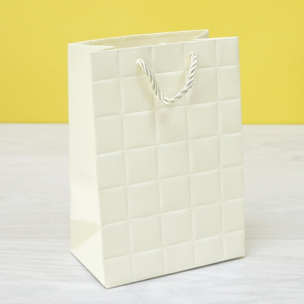 Пакет бумажный 14*20*8см с ручками "Квадраты" бежевый