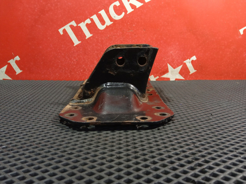 Кронштейн траверсы рамы правый