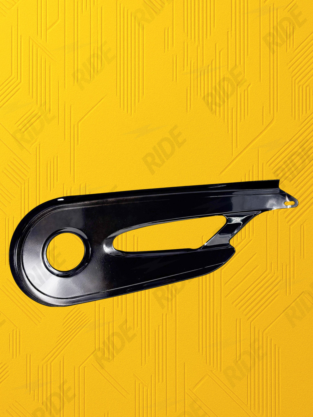 Защита цепи для электровелосипеда колхозник (черная, металлическая, с креплением)