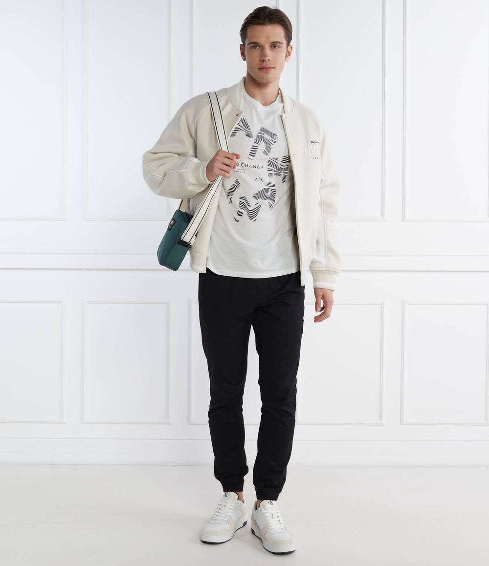 Футболка Armani Exchange - белый(3DZTBE ZJA5Z)