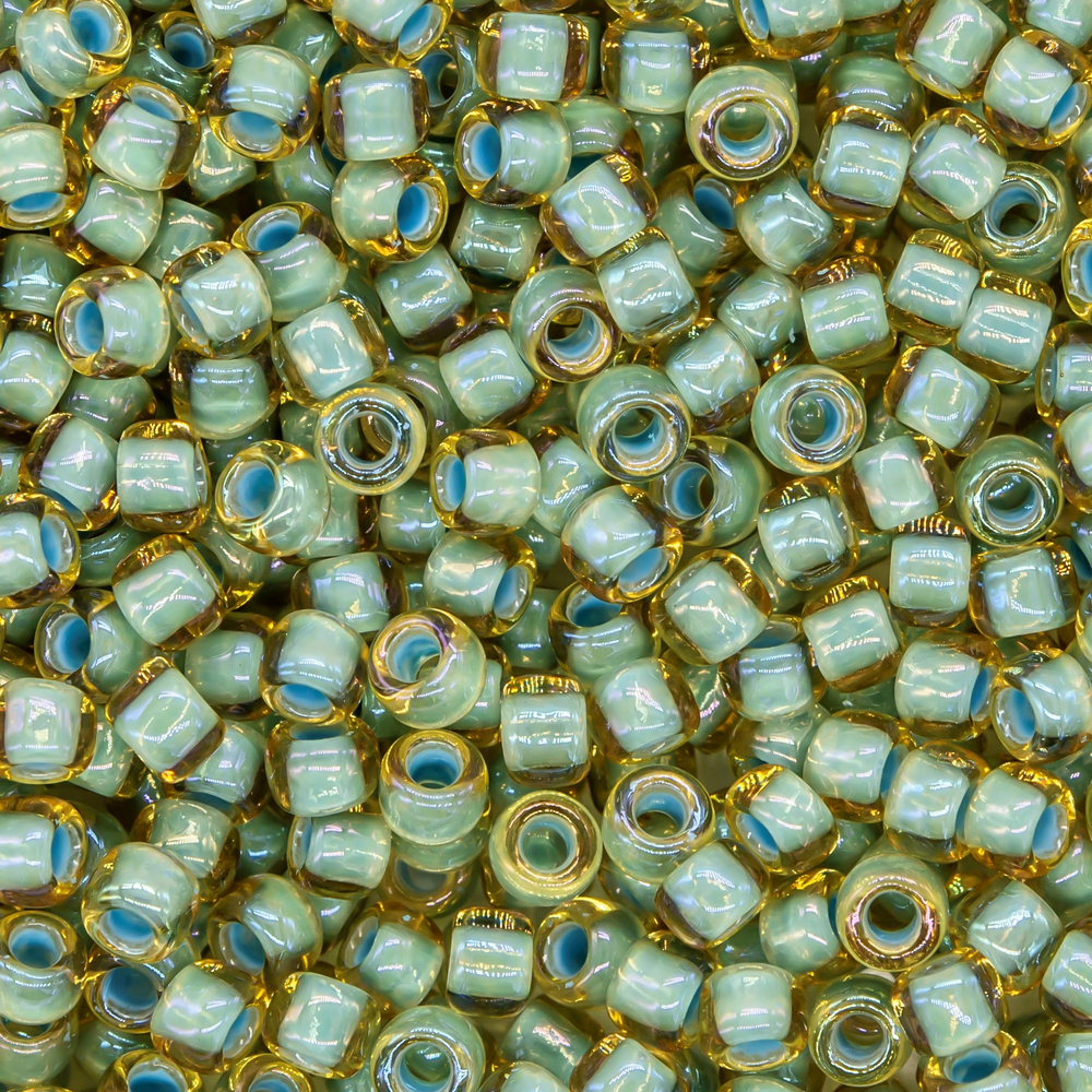 Японский бисер TOHO Round 8/0 (№952), окрашенный изнутри прозрачный