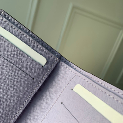 Louis Vuitton Lisa Wallet