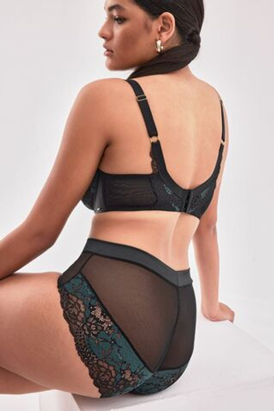 Роскошный бюстгальтер Moon с чашками на тонком поролоне (Размер: 75K) (Цвет: черный)