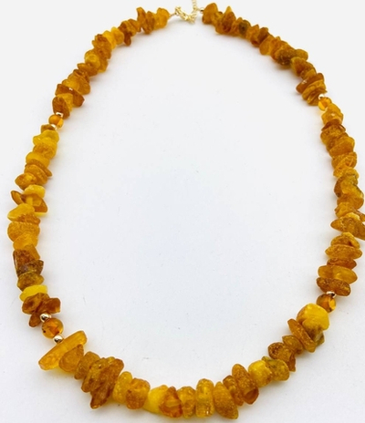 Бусы из балтийского янтаря