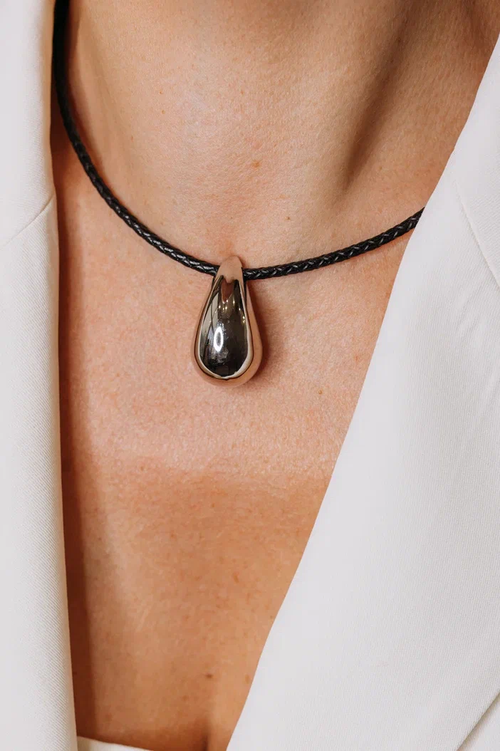 Колье "Капля" на шнурке