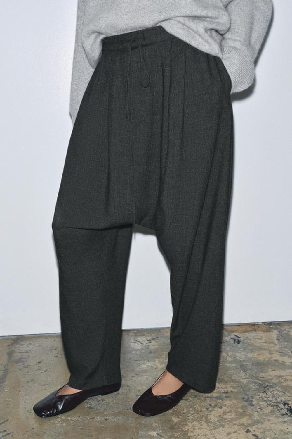 ZARA БРЮКИ BAGGY — ZW COLLECTION LIMITED EDITION, СЕРЫЙ