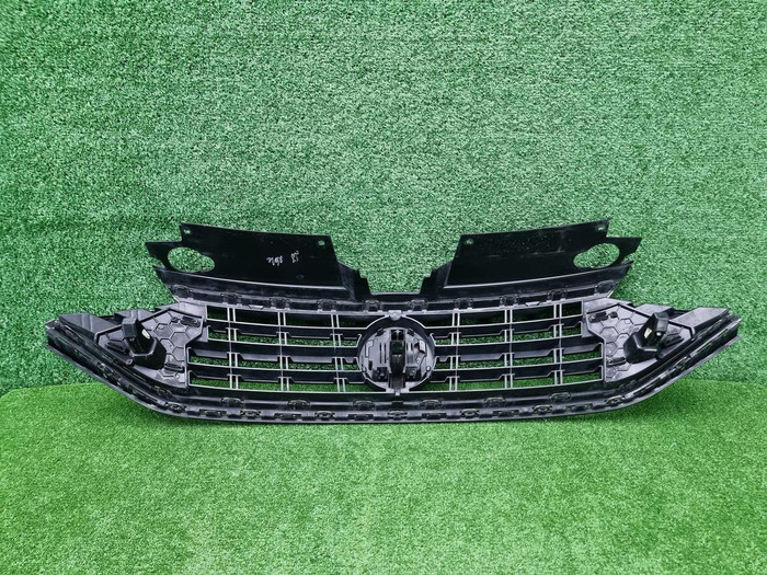 Решетка радиатора VW Polo 6 (2020-2022)