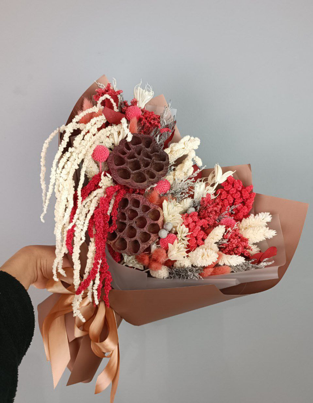 Букет из сухоцветов "Алые паруса"