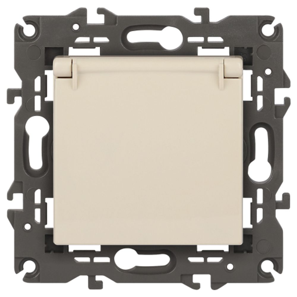 14-2103-02 ЭРА Розетка 2P+E Schuko со шторками с крышкой, 16A-250В, IP20, Эра Elegance, сл.кость