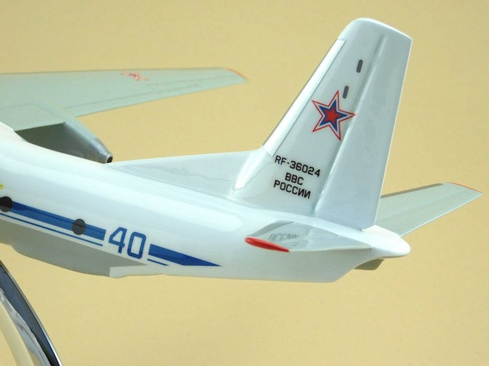 Модель самолета Ан-26 (М1:72, ВВС России, Новосибирск)