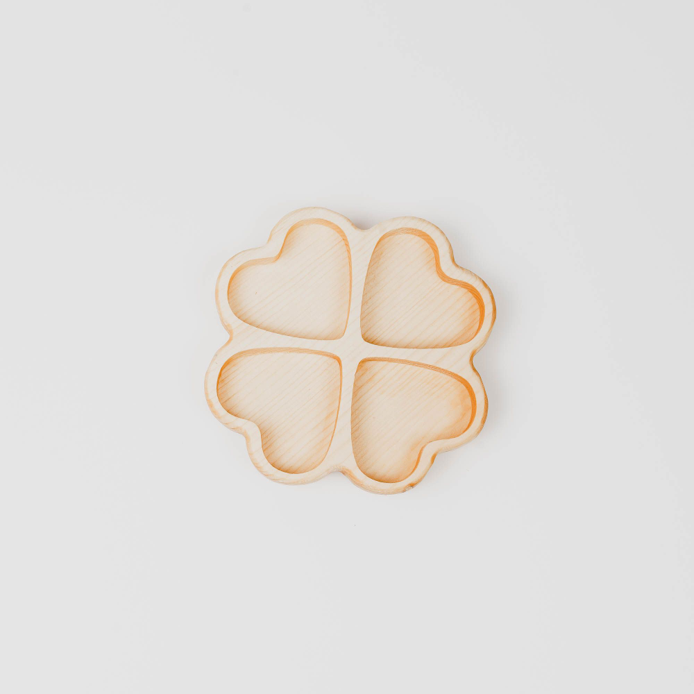 Деревянная менажница "Клевер" из кедра