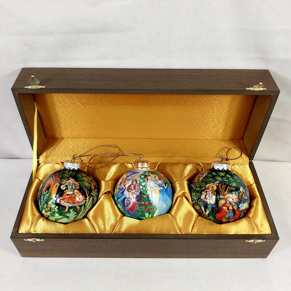 Набор из 3-х ёлочных шаров  "Сказки" с росписью Палех