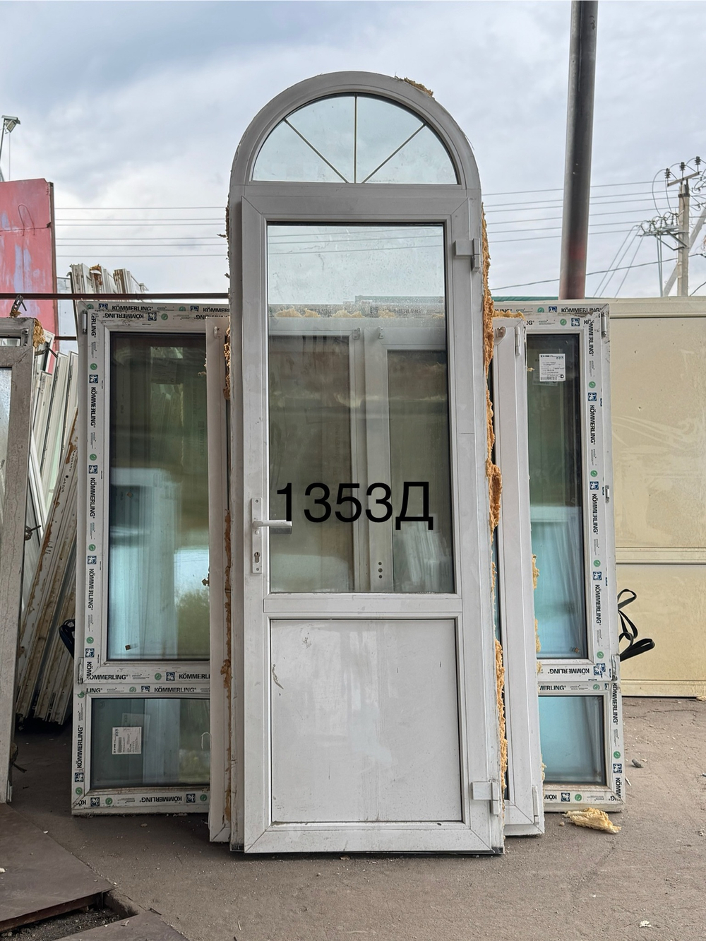 Дверь Пластиковая Б/У 254(в) х 83(ш) Входная