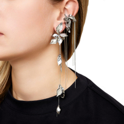 Кафф с пламенными листьями