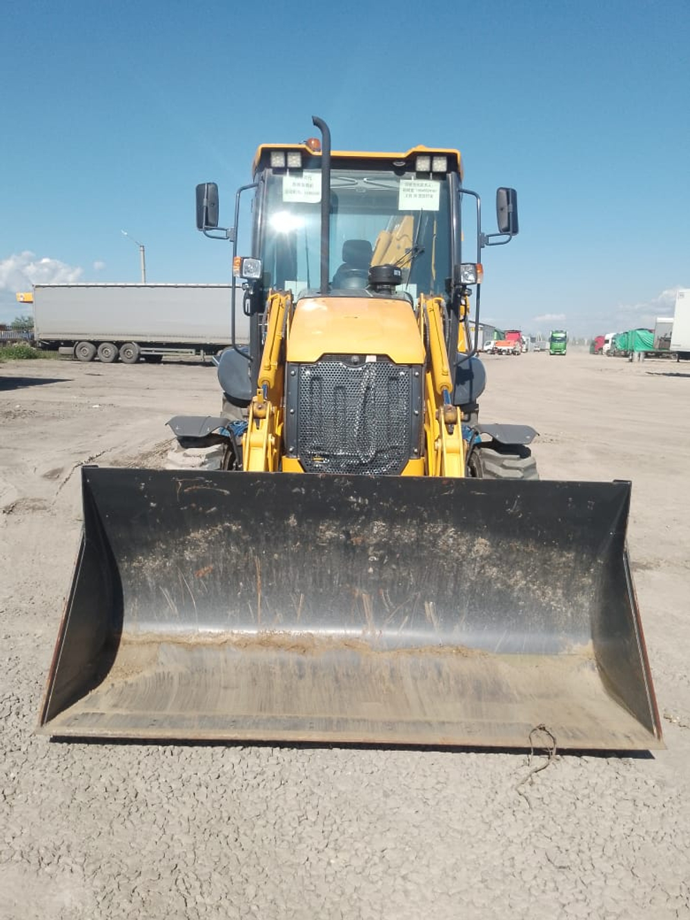 LiuGong CLG* Экскаватор-погрузчик CLG766A (Дизельный, 4.8 л, 95 л.с. АТ)