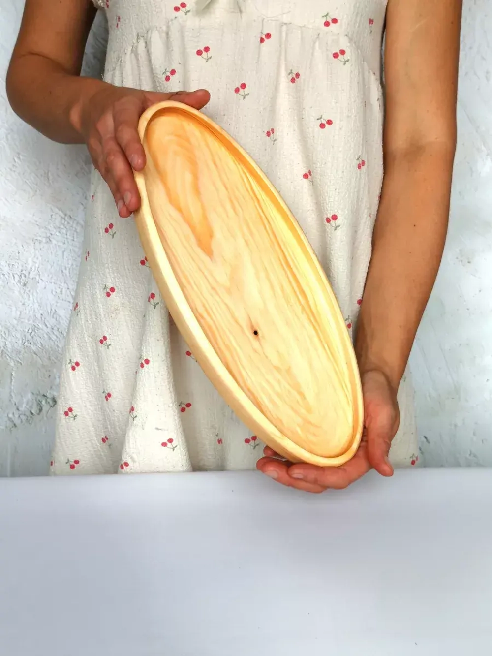 Поднос деревянный овальный