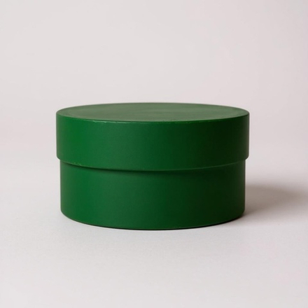 Плотная короткая круглая коробка(без ручек). Цвет: Лесной зеленый.