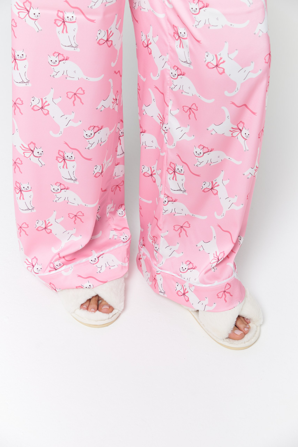 Шеклвая пижама розовые кошечки - S размер