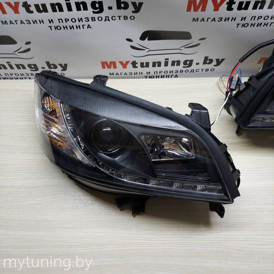 Передние фары daylight black для Opel Zafira A