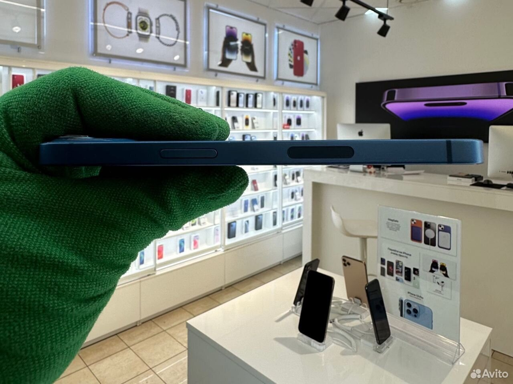 iPhone 13 256 ГБ б/у