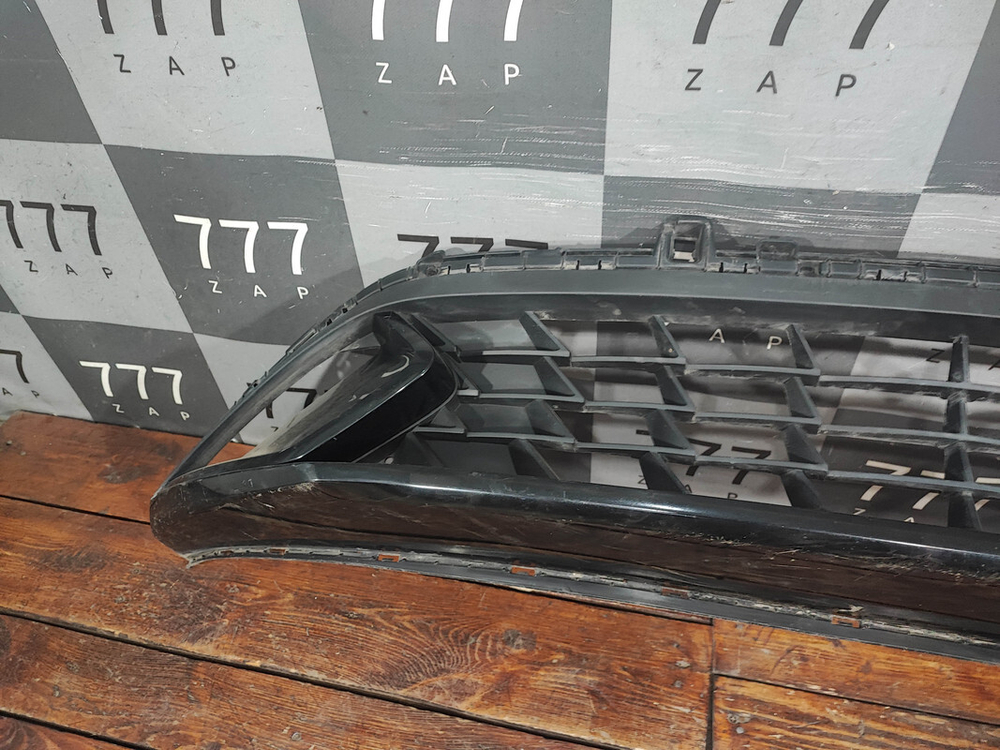 Решетка переднего бампера Kia Cerato 4 (BD) 21-нв Б/У Оригинал 86539M6510