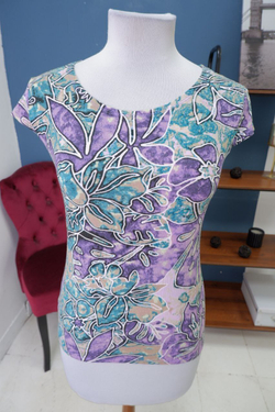 Футболка стильная 44-46 размер