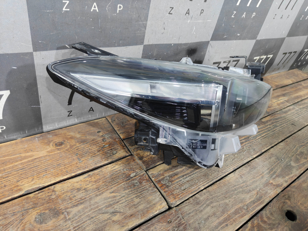 Фара правая галоген Mazda 3 (BM) 16-18 Б/У Оригинал BSP4510K0D