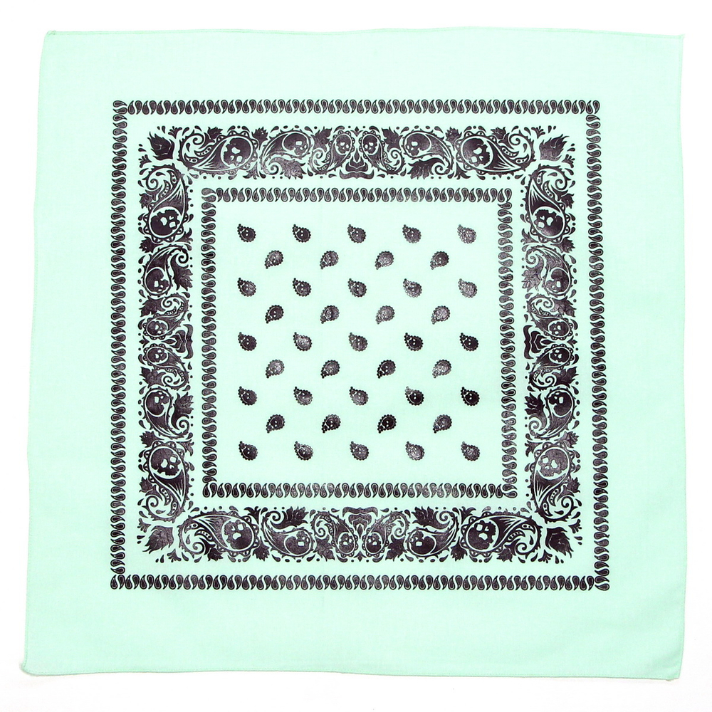 Бандана Фисташковая с черепами в огурцах