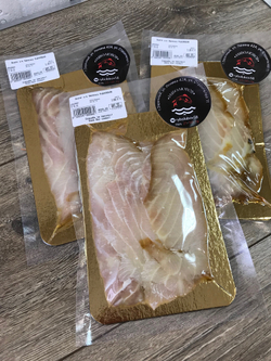 Нарезка Осётр холодного копчения 
• РЫБОЛЮБОВ•