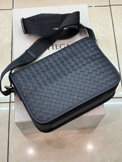 Сумка-мессенджер Bottega Veneta