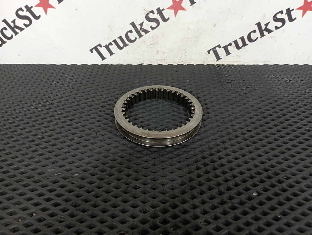 Муфта синхронизатора КПП