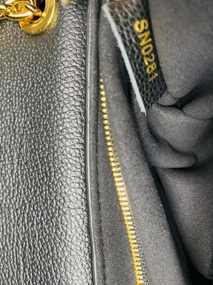 Сумка Louis Vuitton Vavin BB черный