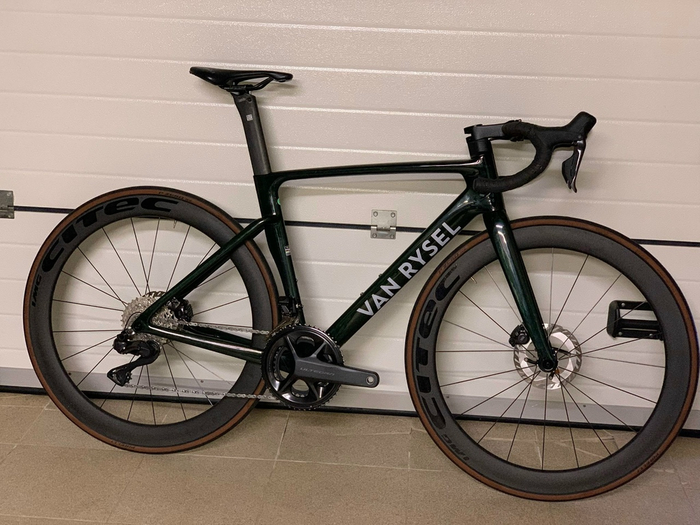 Велосипед шоссейный Van Rysel RCR Pro купить в Москве