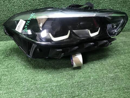 Битая Фара правая BMW X5 G05 (2018-2023) LED