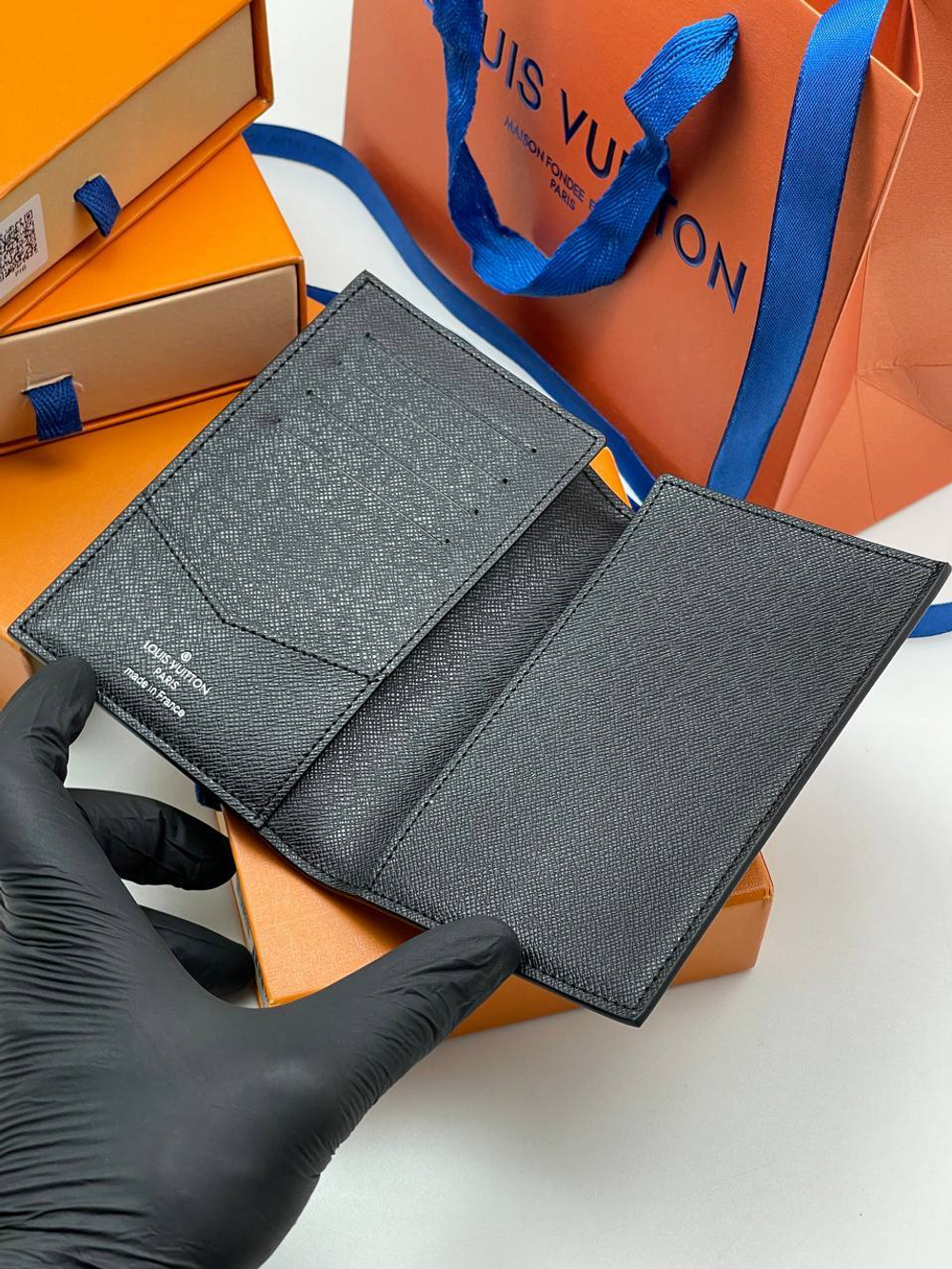 Обложка для паспорта Louis Vuitton