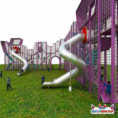 Плоский угловой комплекс «Космическая станция», 16,8×15,6×6 м