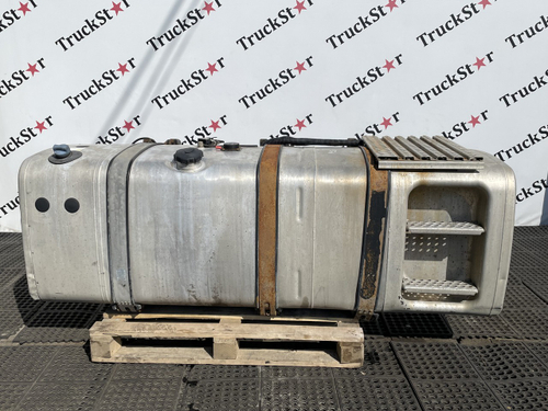 Бак топливный 760L + 100L AdBlue
