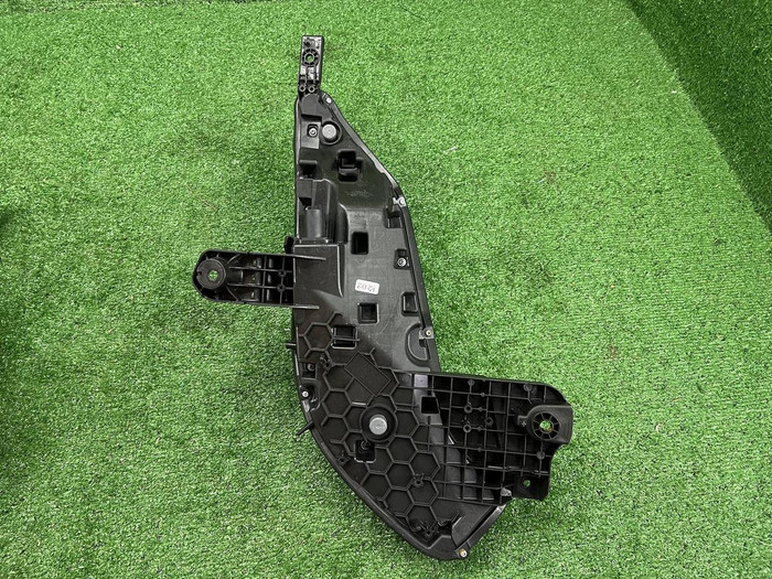 ДХО левый Zeekr 001 (2021-н.в.) LED