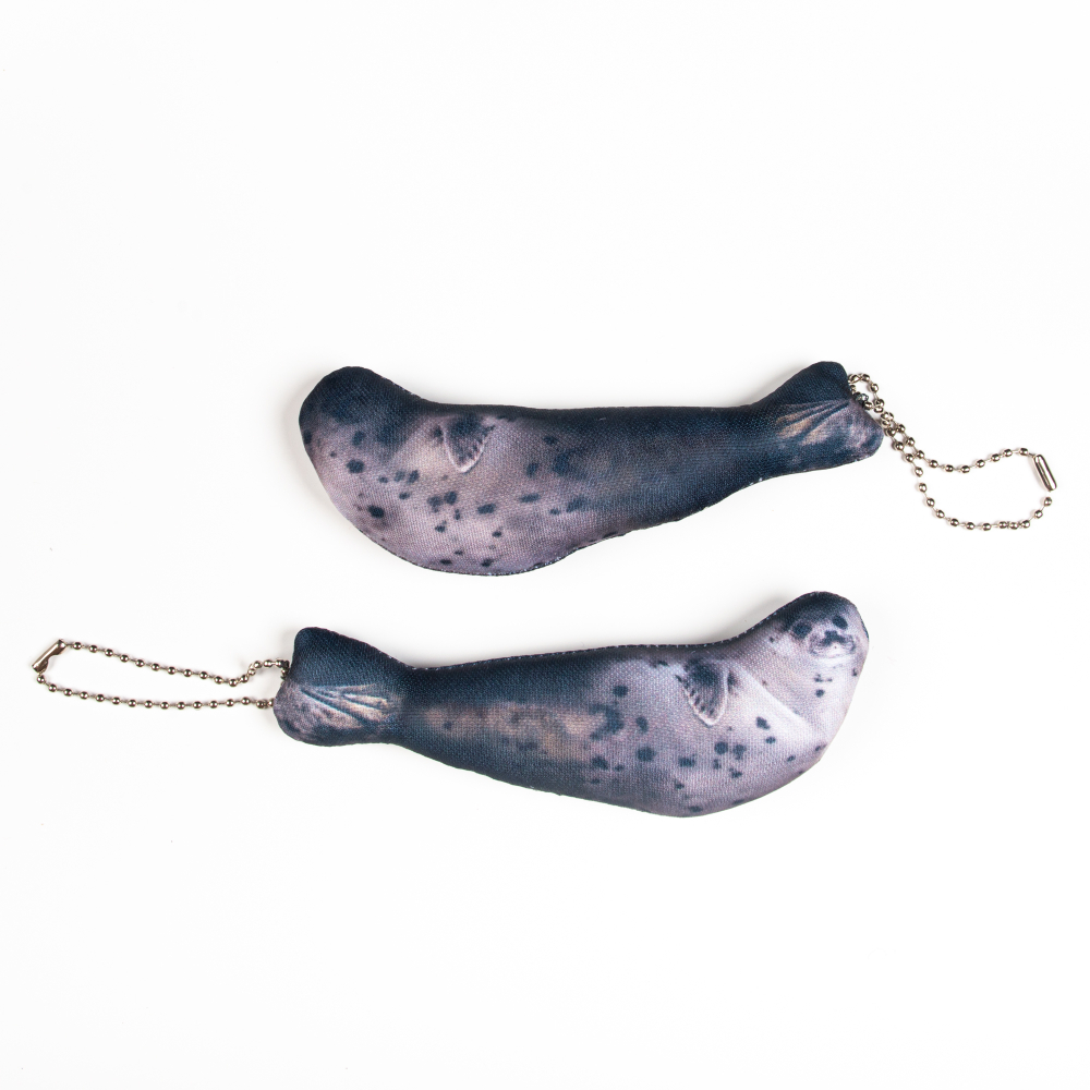 Мягкий брелок «Нерпа черная»