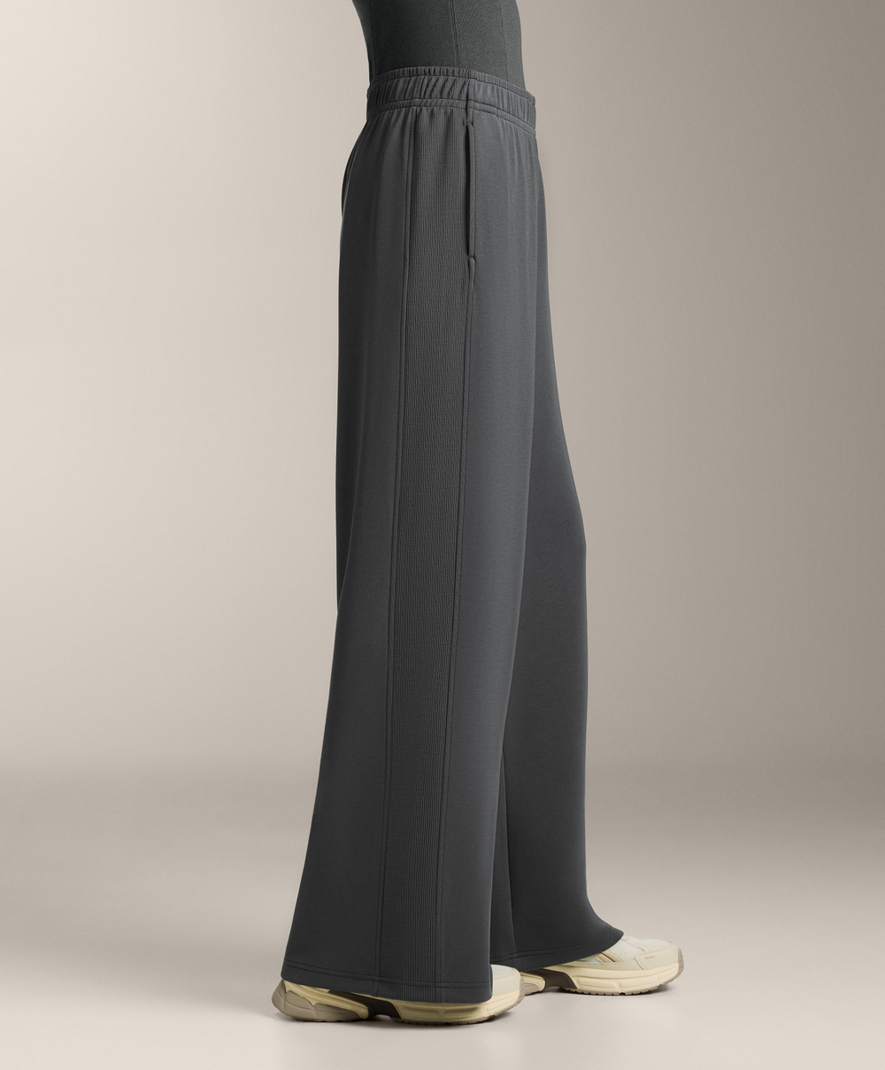 OYSHO Брюки прямого кроя с ребристой отделкой и модала, асфальтовый