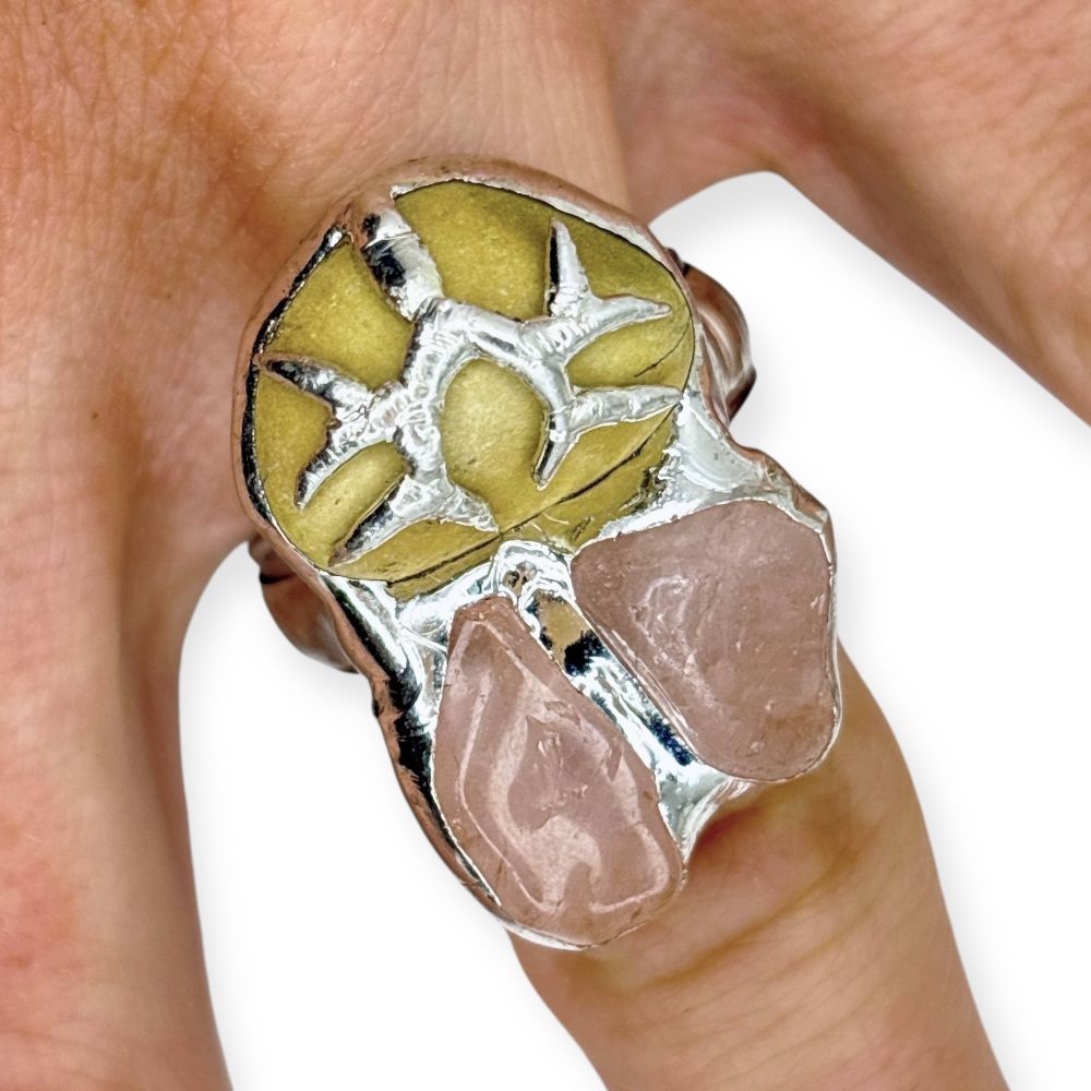 Кольцо Reglow Lab roots Rt-R-12 галька, розовый кварц