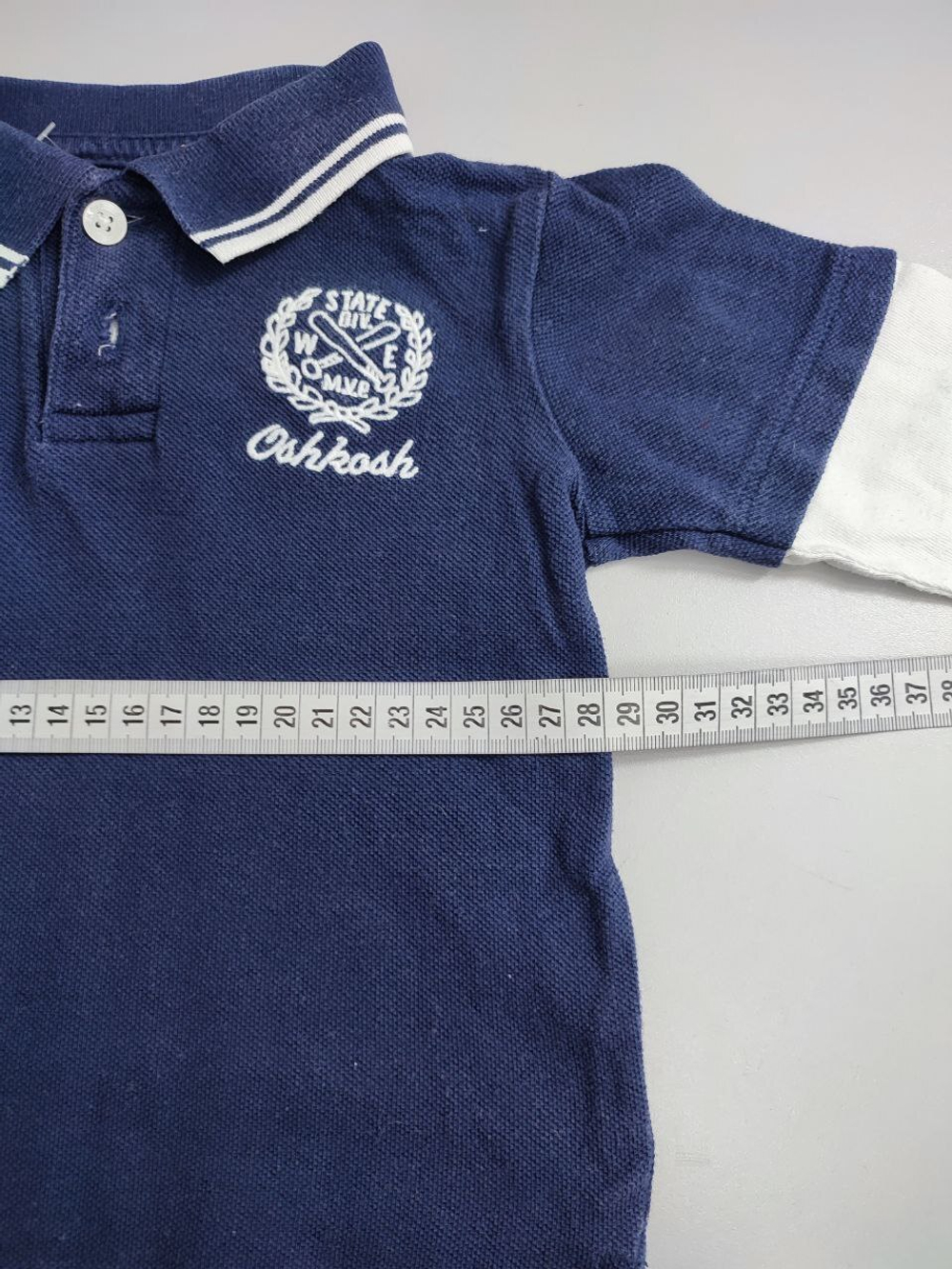 Джемпер OshKosh модный на 1,5 года