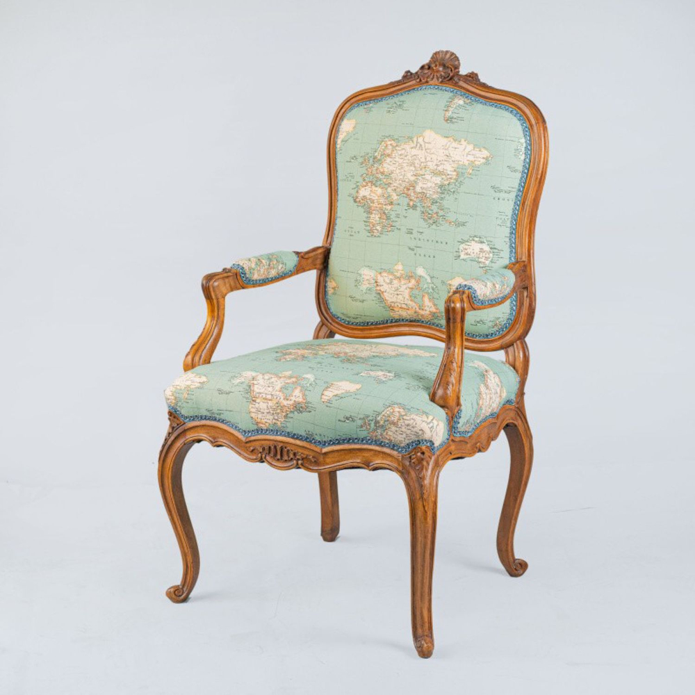 Кресло в стиле LOUIS XV