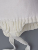 Шапка для девочки зимняя вязаная и снуд