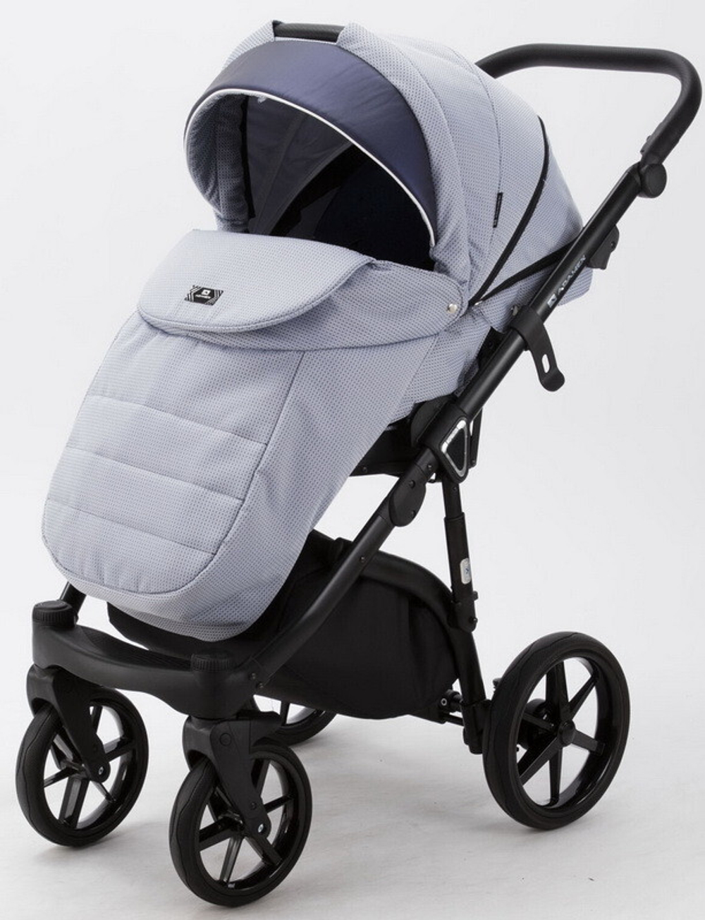 Детская коляска Adamex Bibione 2 в 1 BI-TSB10 (ГОЛУБ.ЖАКАРД+Т.СИН.ПЕРЛ.КОЖА)