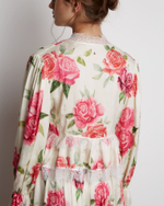 Блуза из вискозы с кружевной лентой розы молочный